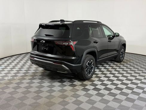 Used 2025 Chevrolet Equinox ACTIV w/ Convenience Package III image 11