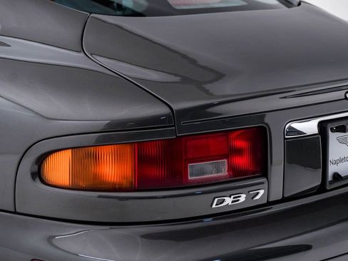 Used 2002 Aston Martin DB7 Vantage RWD image 13