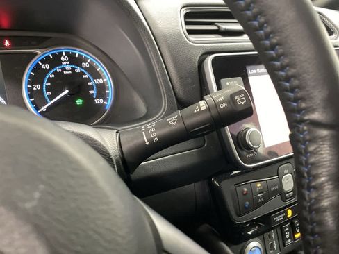 Used 2020 Nissan Leaf SV w/ SV All Weather Package image 24
