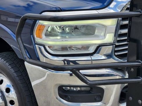 Used 2019 RAM 3500 Laramie image 9