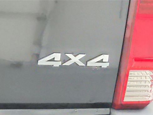 Used 2008 Dodge Nitro SXT image 25