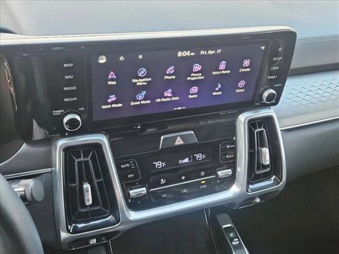 Used 2023 Kia Sorento SX AWD/4WD image 15