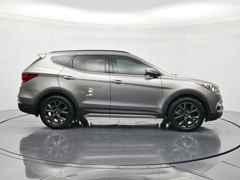 Used 2018 Hyundai Santa Fe Sport w/ 2.0T Ultimate Tech Package 05 FWD image 4