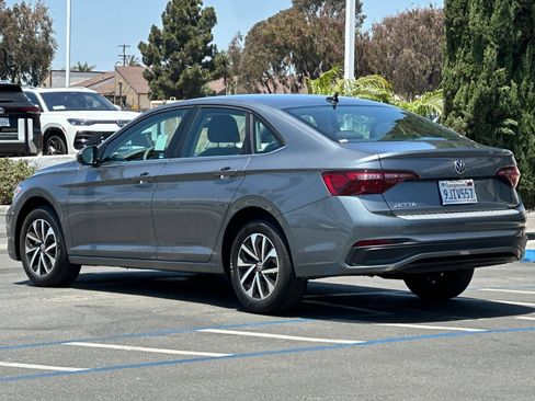 Used 2023 Volkswagen Jetta S FWD image 6