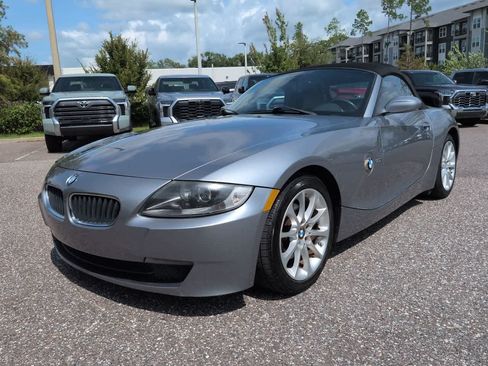 Used 2007 BMW Z4 3.0i RWD image 2