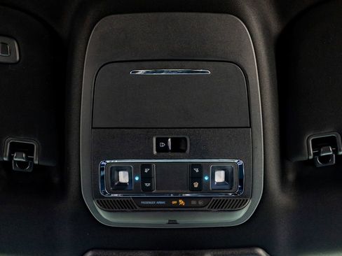 Used 2025 Ford F150 Lariat w/ Equipment Group 501A Mid image 28