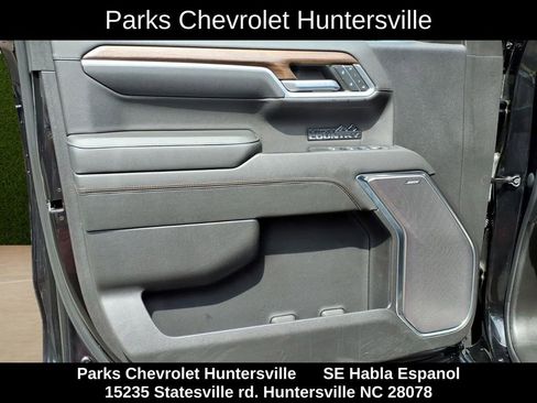 Certified 2022 Chevrolet Silverado 1500 High Country w/ Technology Package AWD/4WD image 20