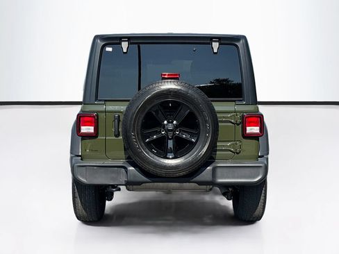 Used 2022 Jeep Wrangler Unlimited Sport AWD/4WD image 9