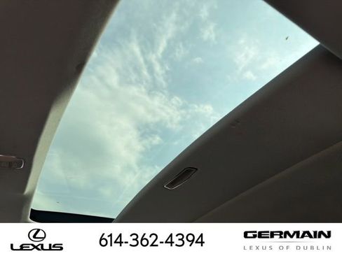 Used 2020 Toyota Camry SE image 16