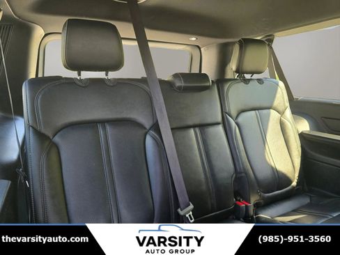 Used 2023 Jeep Wagoneer L Series II image 18