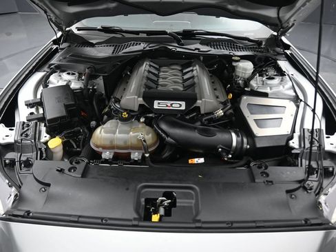 Used 2016 Ford Mustang GT Premium w/ Equipment Group 401A RWD image 47
