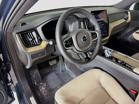 Certified 2026 Volvo XC60 B5 Plus w/ Protection Package Premier AWD/4WD image 9