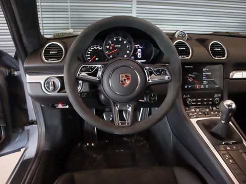 Certified 2025 Porsche 718 Cayman GTS image 13