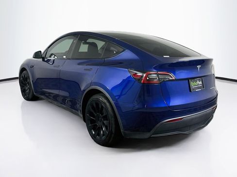 Used 2024 Tesla Model Y Long Range AWD/4WD image 5