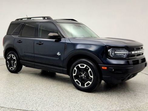 Used 2022 Ford Bronco Sport Outer Banks w/ Tech Package AWD/4WD image 3