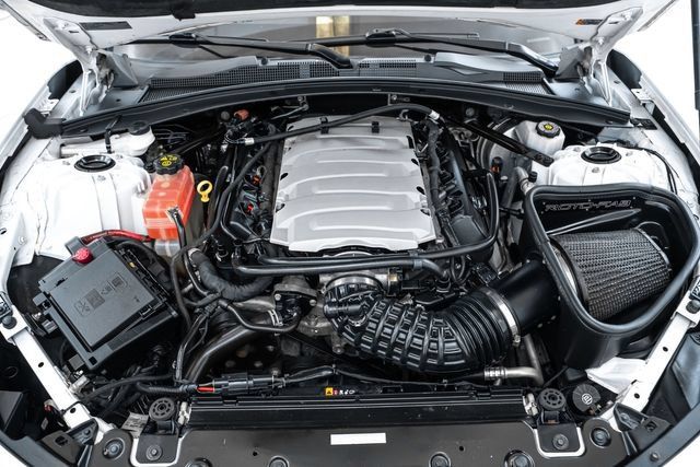 Used 2016 Chevrolet Camaro SS RWD image 30