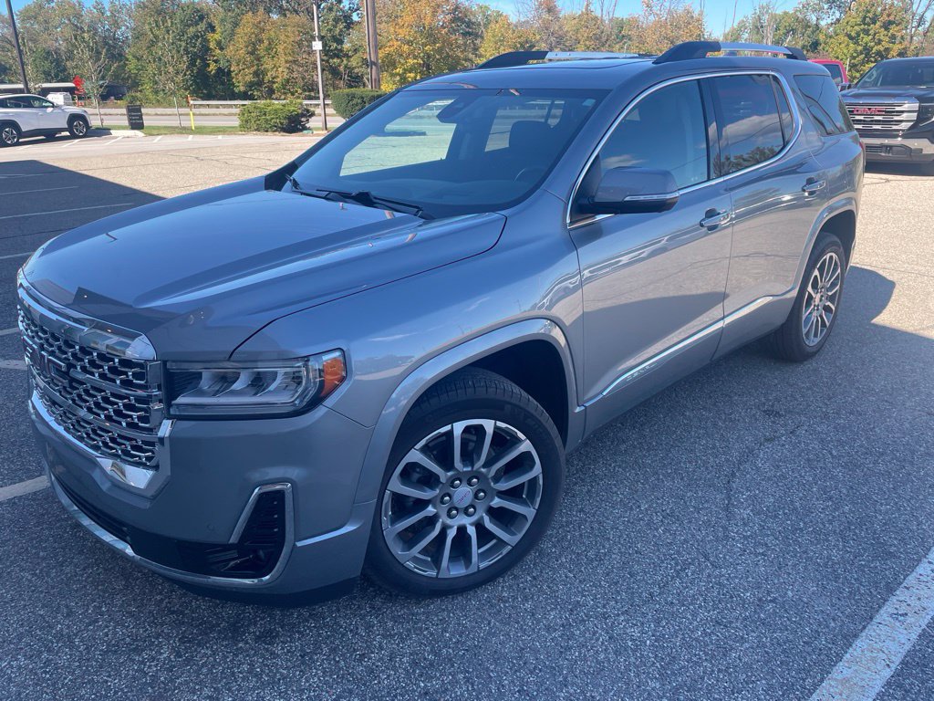 Used 2023 GMC Acadia Denali w/ Denali Ultimate Package AWD/4WD image 1