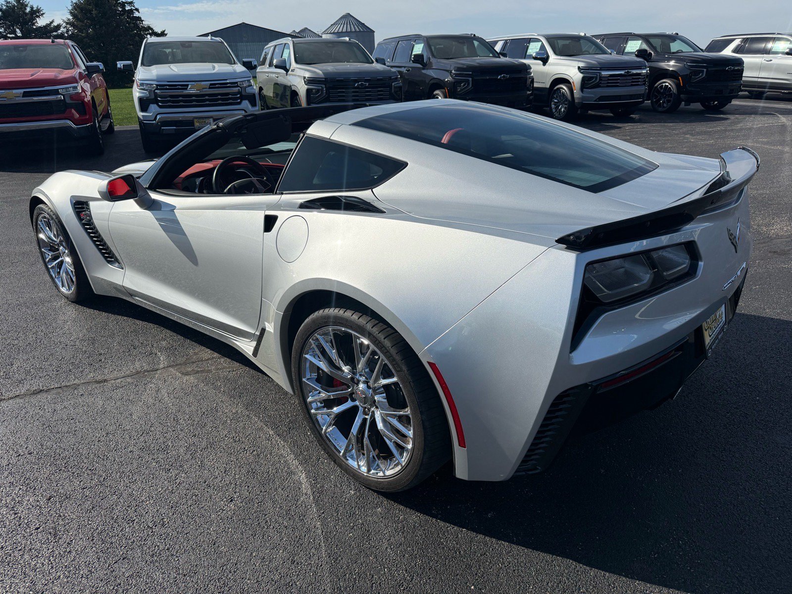 Used 2015 Chevrolet Corvette Z06 w/ 2LZ Preferred Equipment Group RWD image 4