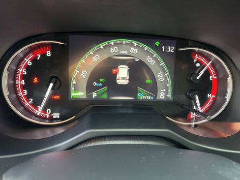 Used 2023 Toyota RAV4 XLE image 18