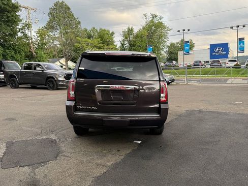 Used 2015 GMC Yukon XL Denali w/ Touring Package image 4