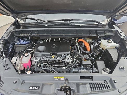 Used 2021 Toyota Highlander XLE image 27