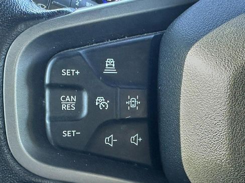 Used 2022 Ford Bronco Wildtrak image 17