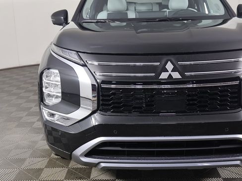New 2026 Mitsubishi Outlander SE image 15