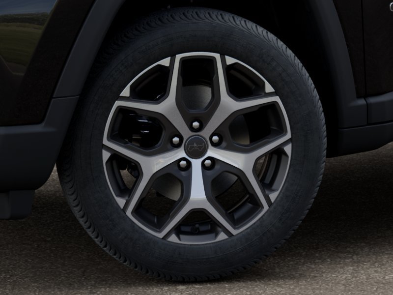 New 2025 Jeep Compass Limited w/ Sun & Sound Group AWD/4WD image 4