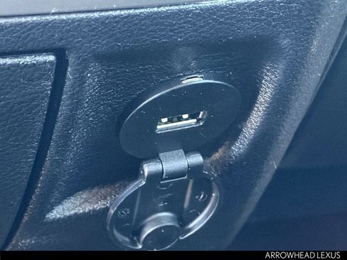 Used 2017 RAM 1500 Big Horn RWD image 27