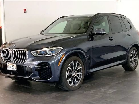 Used 2022 BMW X5 xDrive40i w/ M Sport Package AWD/4WD image 1