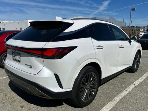 Used 2024 Lexus RX 350 w/ Convenience Package image 5