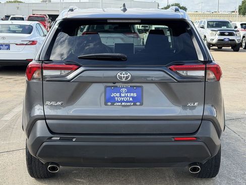 Used 2024 Toyota RAV4 XLE FWD image 8
