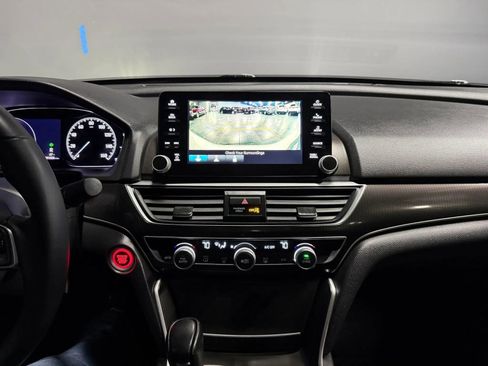 Used 2020 Honda Accord Sport image 13