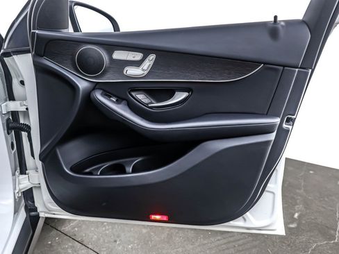 Certified 2022 Mercedes-Benz GLC 300 GLC 300 image 24