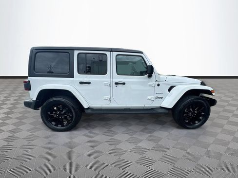 Used 2023 Jeep Wrangler Unlimited Sahara w/ Cold Weather Group AWD/4WD image 5