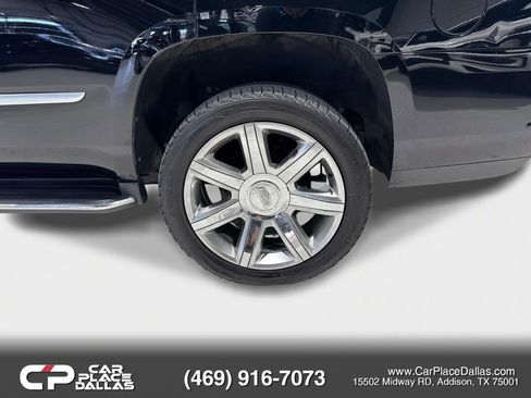 Used 2019 Cadillac Escalade Luxury RWD image 36