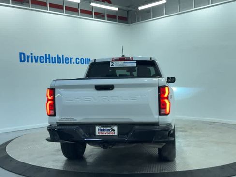 Used 2024 Chevrolet Colorado Z71 w/ Z71 Convenience Package 2 image 2