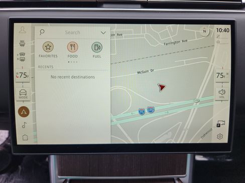 New 2025 Land Rover Range Rover SE image 21