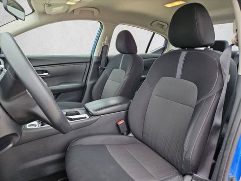 Used 2024 Nissan Sentra SV FWD image 13