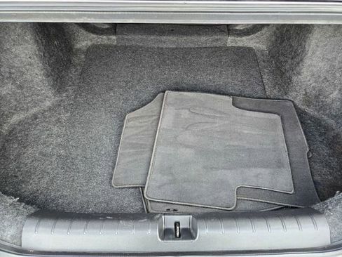 Used 2019 Honda Civic LX image 9