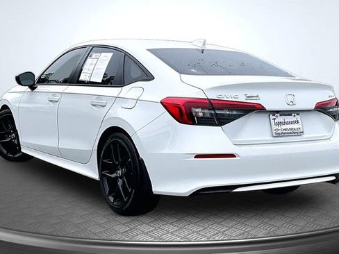 Used 2024 Honda Civic Sport image 4