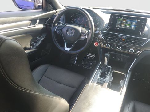 Used 2022 Honda Accord Sport image 9
