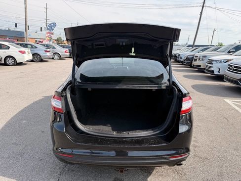 Used 2015 Ford Fusion SE w/ Equipment Group 201A FWD image 23