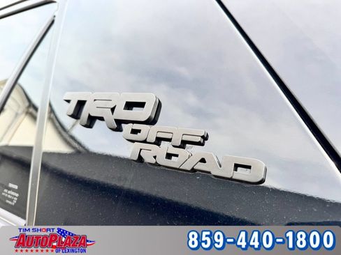 Used 2024 Toyota 4Runner TRD Off-Road Premium w/ Moonroof Package AWD/4WD image 18