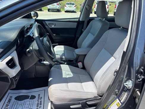 Used 2016 Toyota Corolla LE FWD image 17