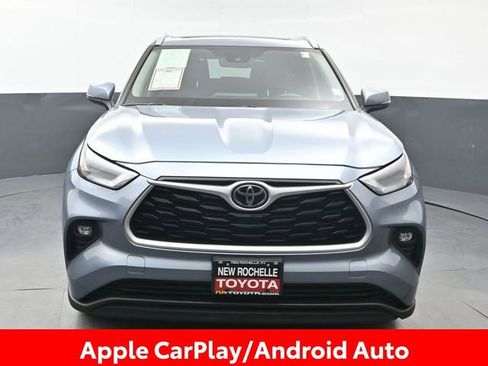 Certified 2022 Toyota Highlander XLE image 11