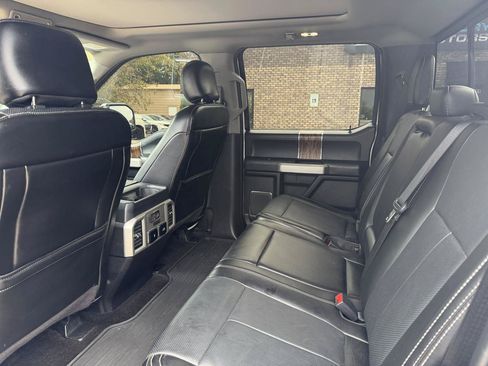 Used 2018 Ford F150 Lariat w/ Equipment Group 502A Luxury AWD/4WD image 15