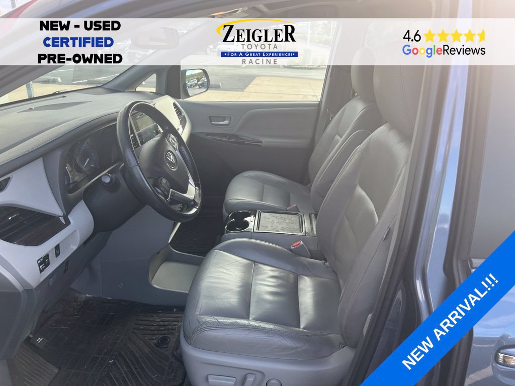 Used 2016 Toyota Sienna XLE AWD/4WD image 5