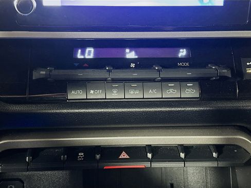 Used 2025 Toyota Tundra SR5 AWD/4WD image 23