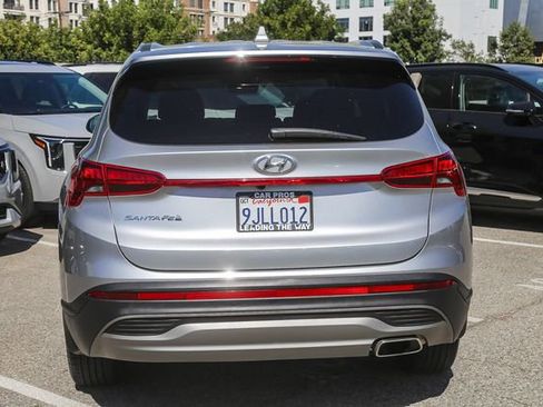 Used 2023 Hyundai Santa Fe SE image 9